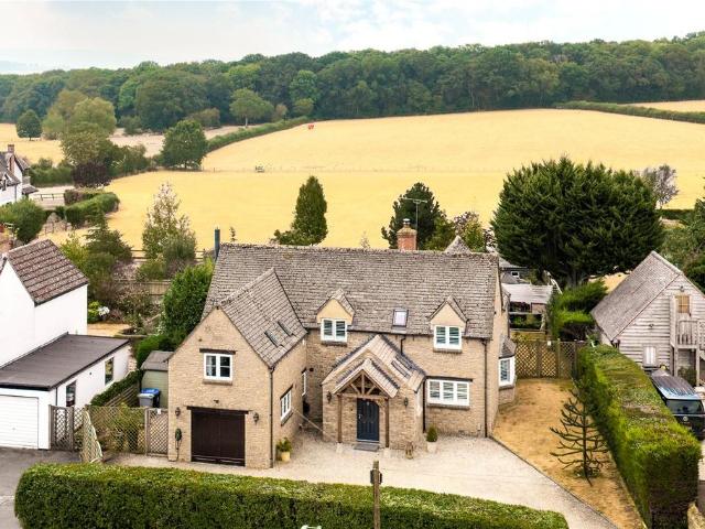 House for sale in Long Hanborough, West Oxfordshire