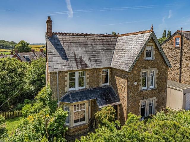 House for sale in Ilminster, Somerset