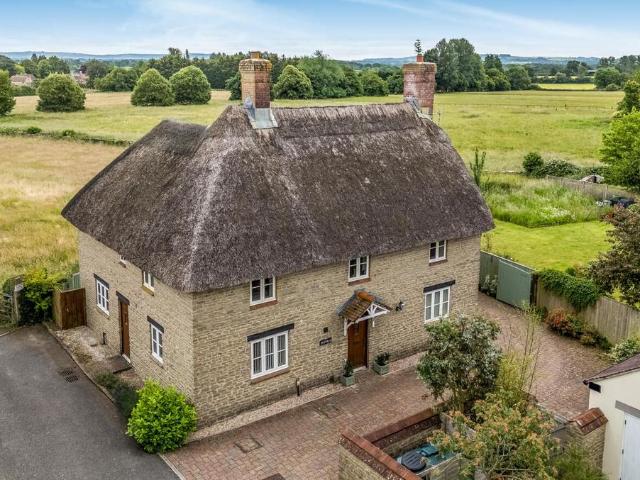 House for sale in Longburton, East Dorset
