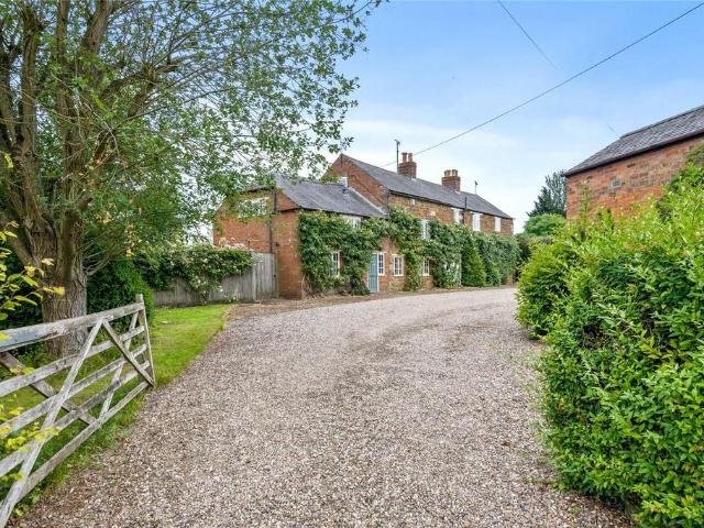 House for sale in Stanford On Avon, Leicestershire