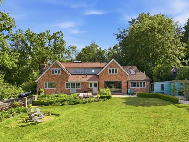 House for sale in Sandown Park, Kent