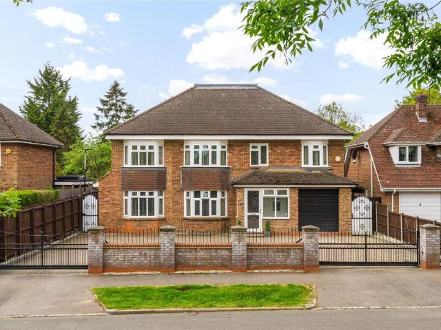 House for sale in Bedford