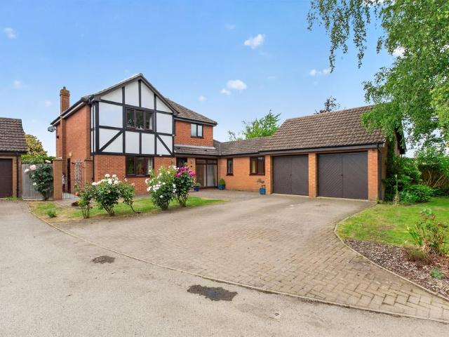House for sale in Yaxley, Huntingdon