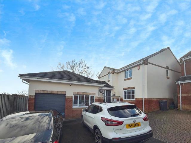 House for sale in Hulham, Budlake