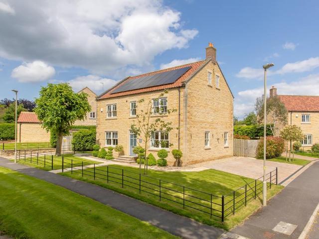 House for sale in Thornton-le-dale, North Yorkshire