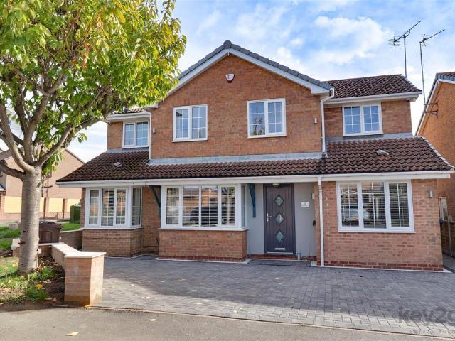 House for sale in Sothall, Sheffield