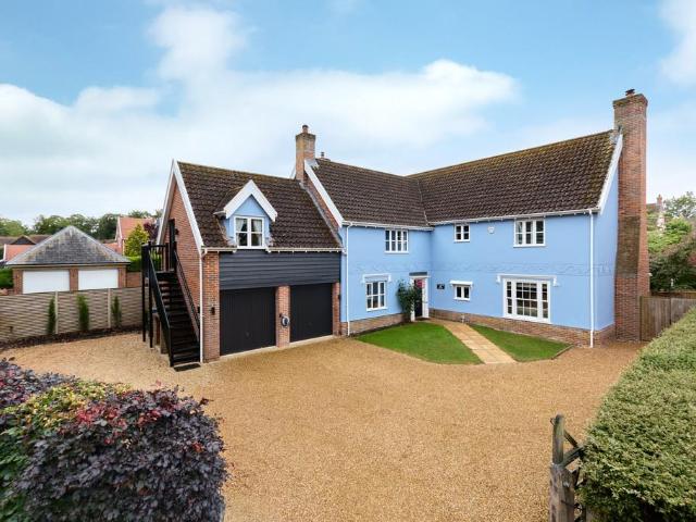 House for sale in Chedburgh, Suffolk