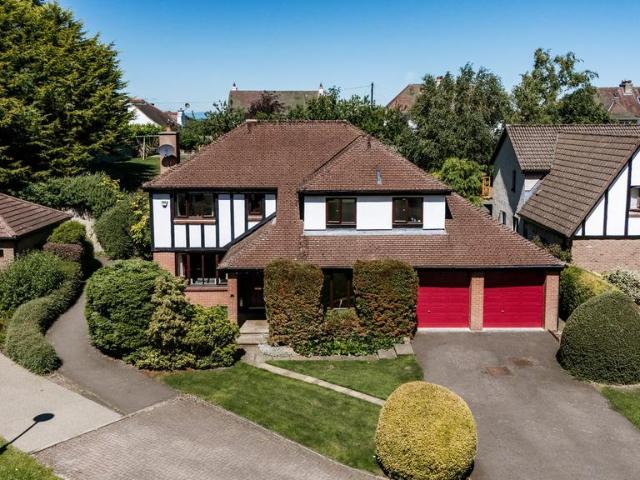 House for sale in Fairmilehead, Scotland