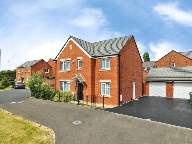 House for sale in Chadsmoor, Staffordshire