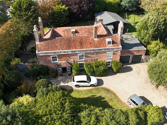 House for sale in Milford-on-Sea, Ashurst Bridge
