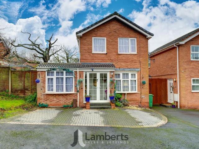 House for sale in Redditch, Worcestershire