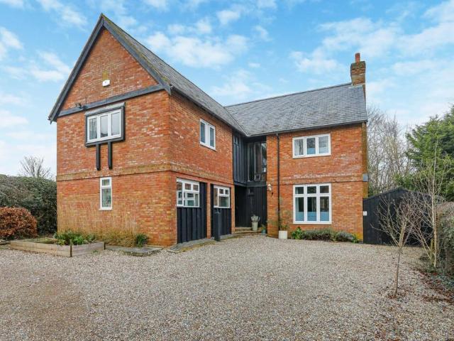 House for sale in Elvington, Ash