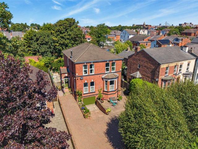 House for sale in Southport, Sefton