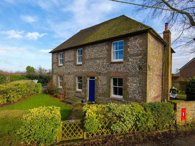 House for sale in Rhodes Minnis, Folkestone