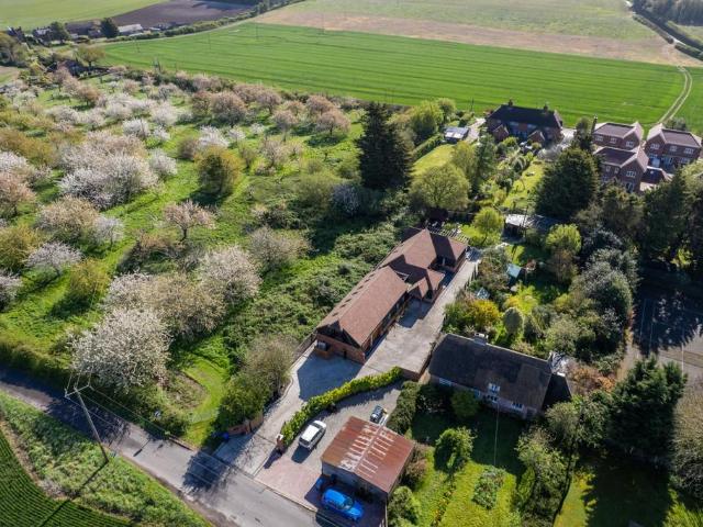House for sale in Claypits, Ash