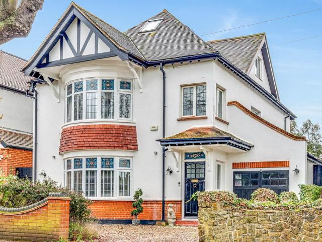 House for sale in Alton Barnes, Essex