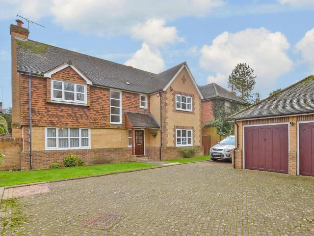 House for sale in Acol, Kent