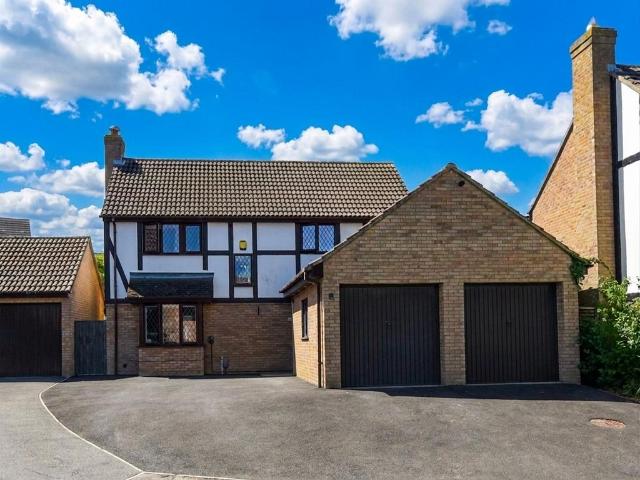 House for sale in Huntingdon, Cambridgeshire