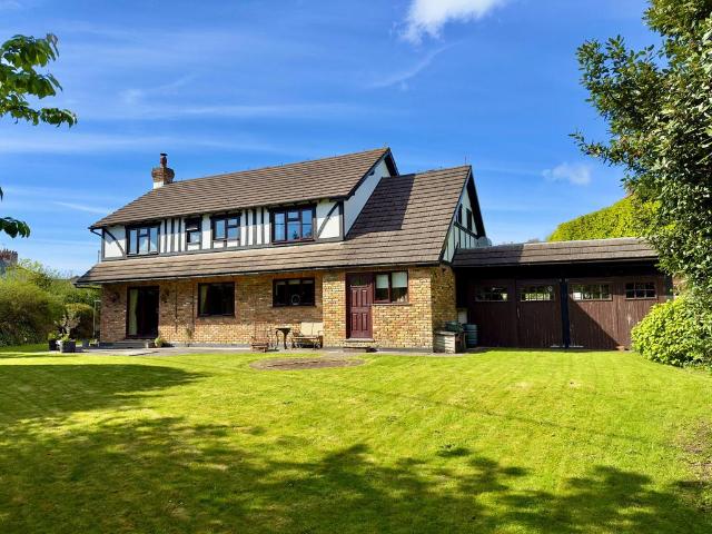 House for sale in Gonvena, Wadebridge