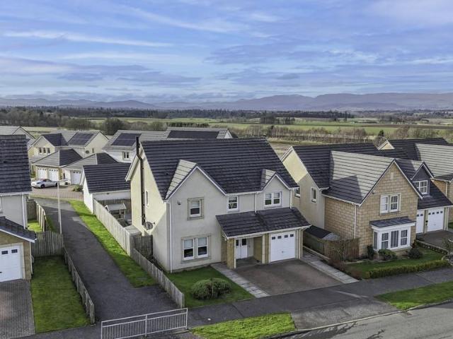 House for sale in Tullibardine, Scotland