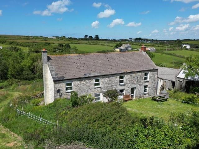 House for sale in Mount Ambrose, Cornwall