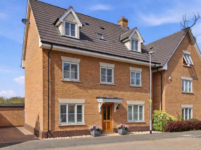 House for sale in Ivy Chimneys, Epping