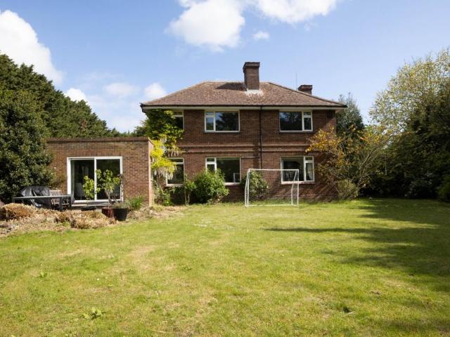 House for sale in Westwood, Acol