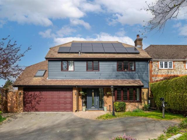 House for sale in Glynde, West Sussex
