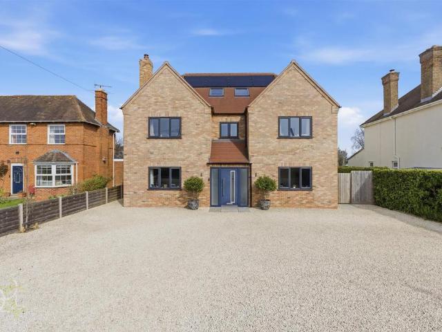 House for sale in Crookhill, Worcestershire