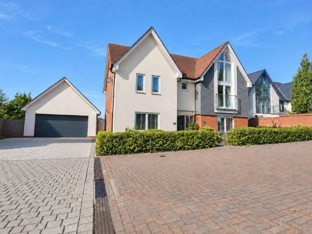 House for sale in Barton Stacey, Hampshire
