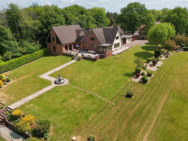 House for sale in Beech, Baswich
