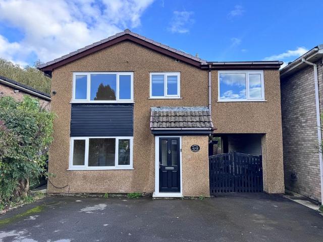 House for sale in Chapel-en-le-Frith, High Peak