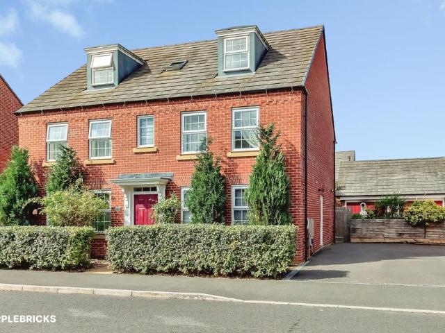 House for sale in Ise Lodge, Kettering