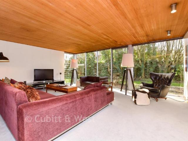 House for sale in Ashtead, Mole Valley