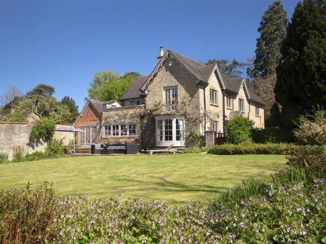 House for sale in Chesterton, Evershot