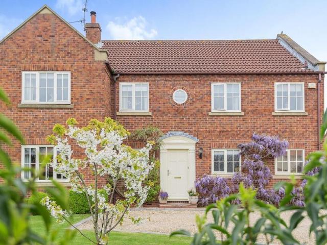 House for sale in Acaster Malbis, York