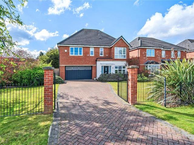 House for sale in West Yorkshire