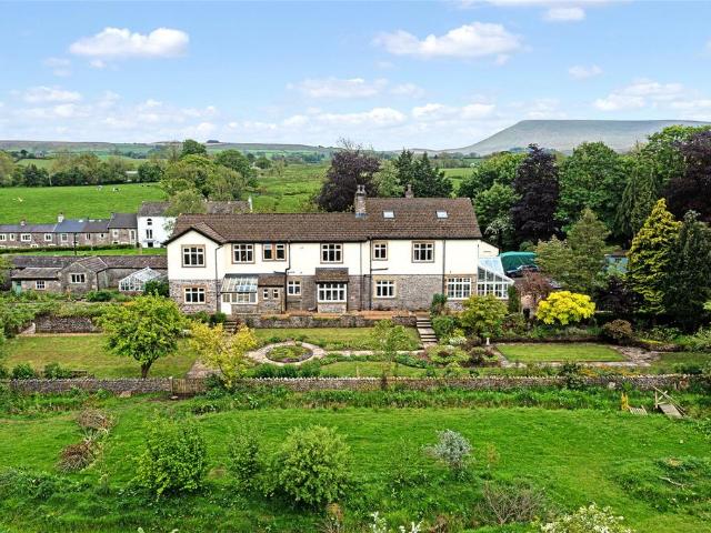 House for sale in Paradise, Lancashire