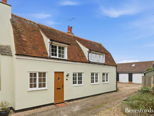 House for sale in Fordham Heath, Essex
