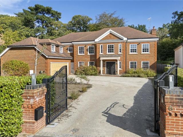 House for sale in Oxshott, Elmbridge