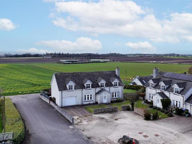 House for sale in Balbeggie, Scotland