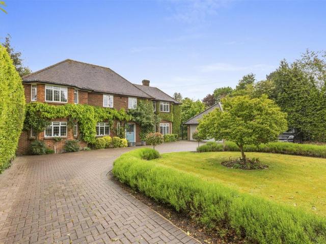 House for sale in Daws Hill, Cressex