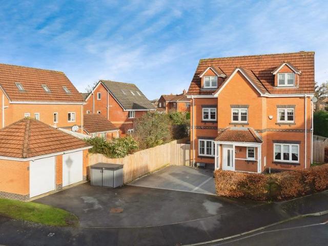 House for sale in Upton, Widnes
