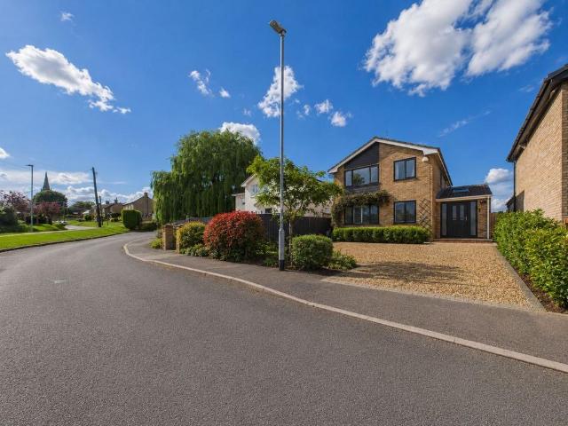 House for sale in Yaxley, Huntingdon