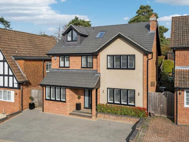 House for sale in Chalfont St. Peter, Denham