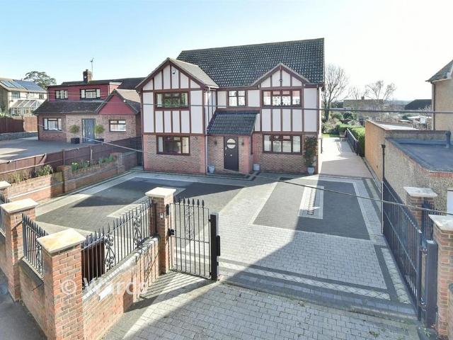 House for sale in Minster-on-Sea, Oad Street