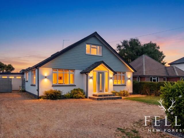 House for sale in Ringwood, Ashurst Bridge