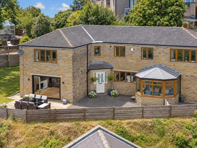 House for sale in Northowram, Calderdale
