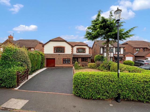 House for sale in Upton Rocks, Widnes