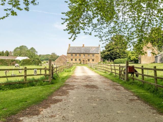 House for sale in South Petherton, Somerset